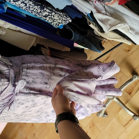 Asymmetrical Ruffle Dress - Picture 8 of 10